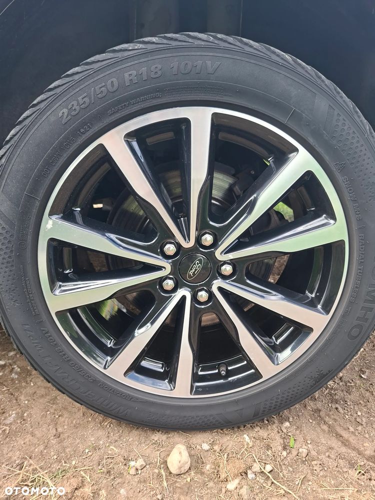 Ford Kuga - 37
