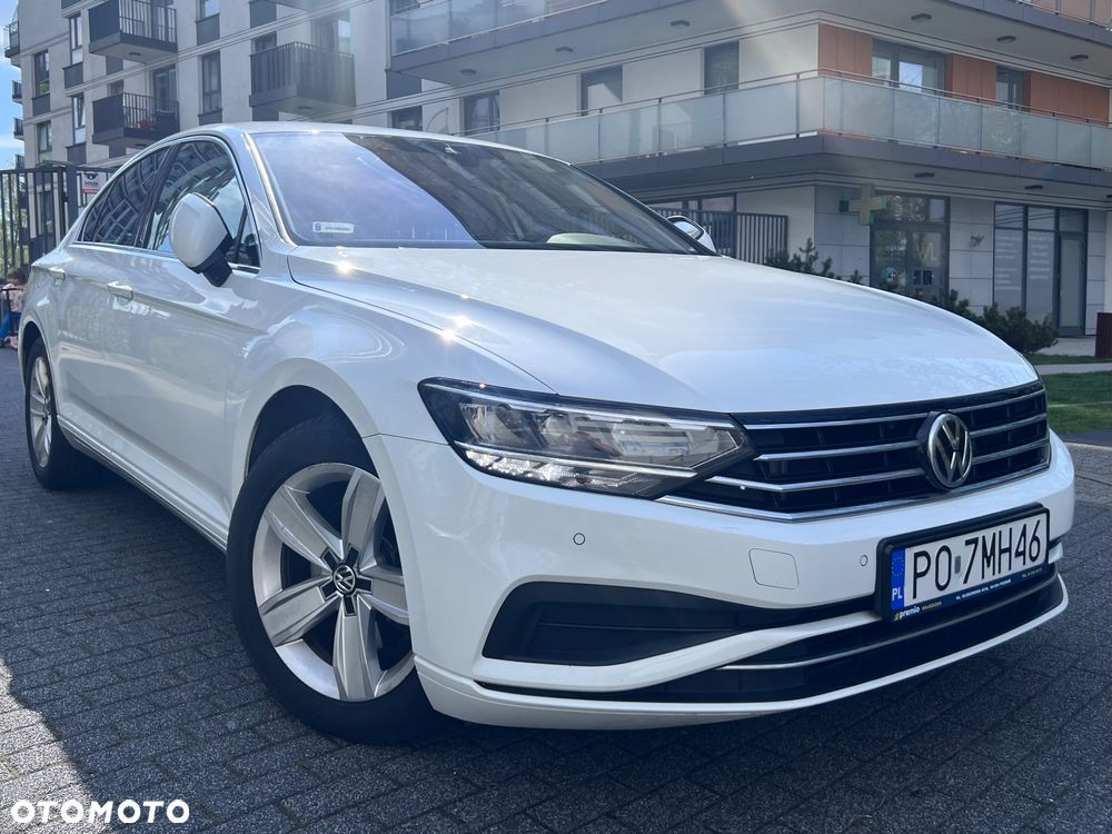 Volkswagen Passat 2.0 TSI Business DSG - 1