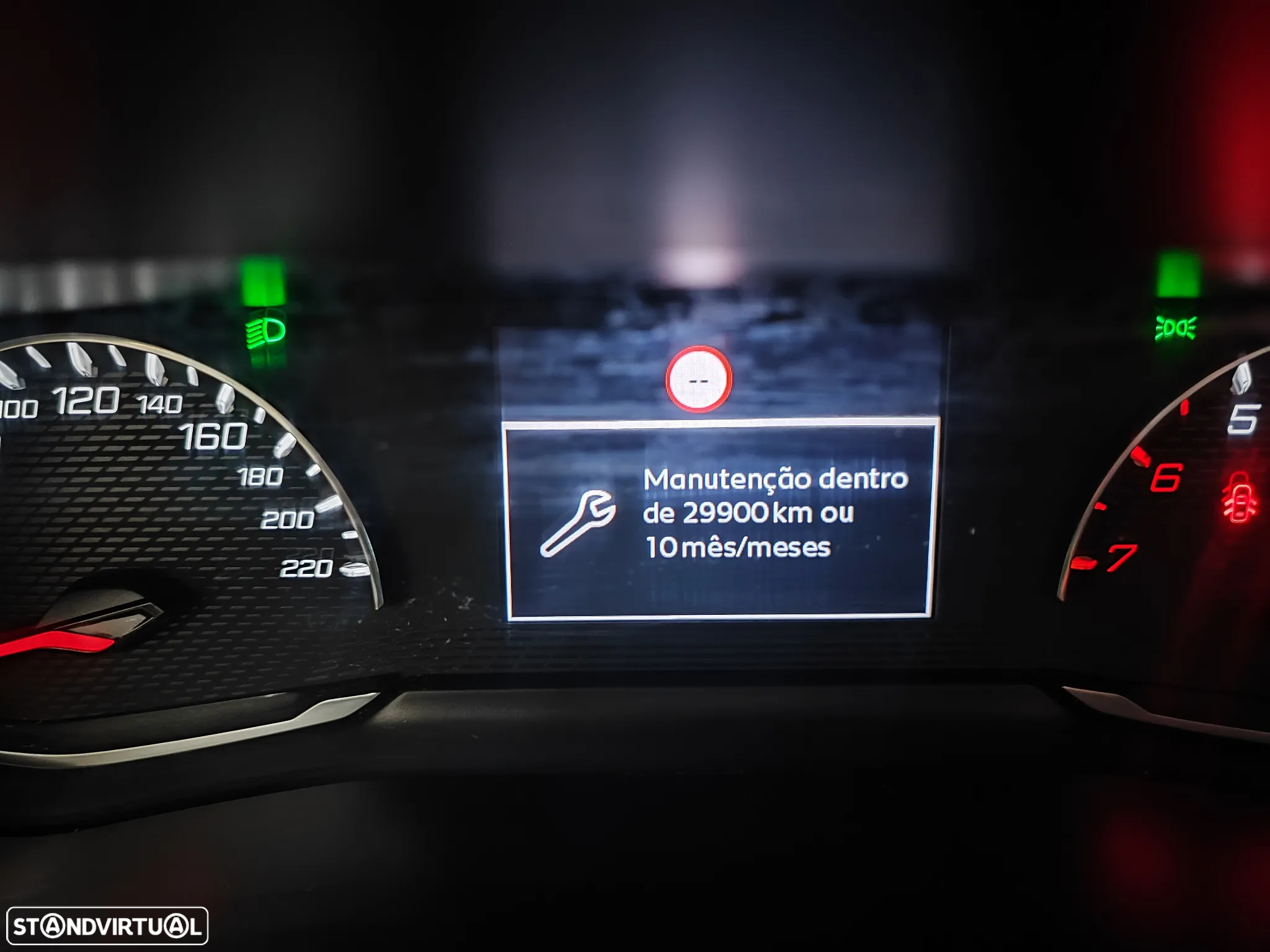 Peugeot 2008 BlueHDi 110 Active Pack - 27