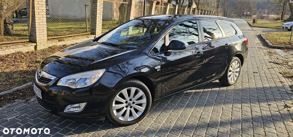 Opel Astra 1.4 Turbo 150 Jahre - 2