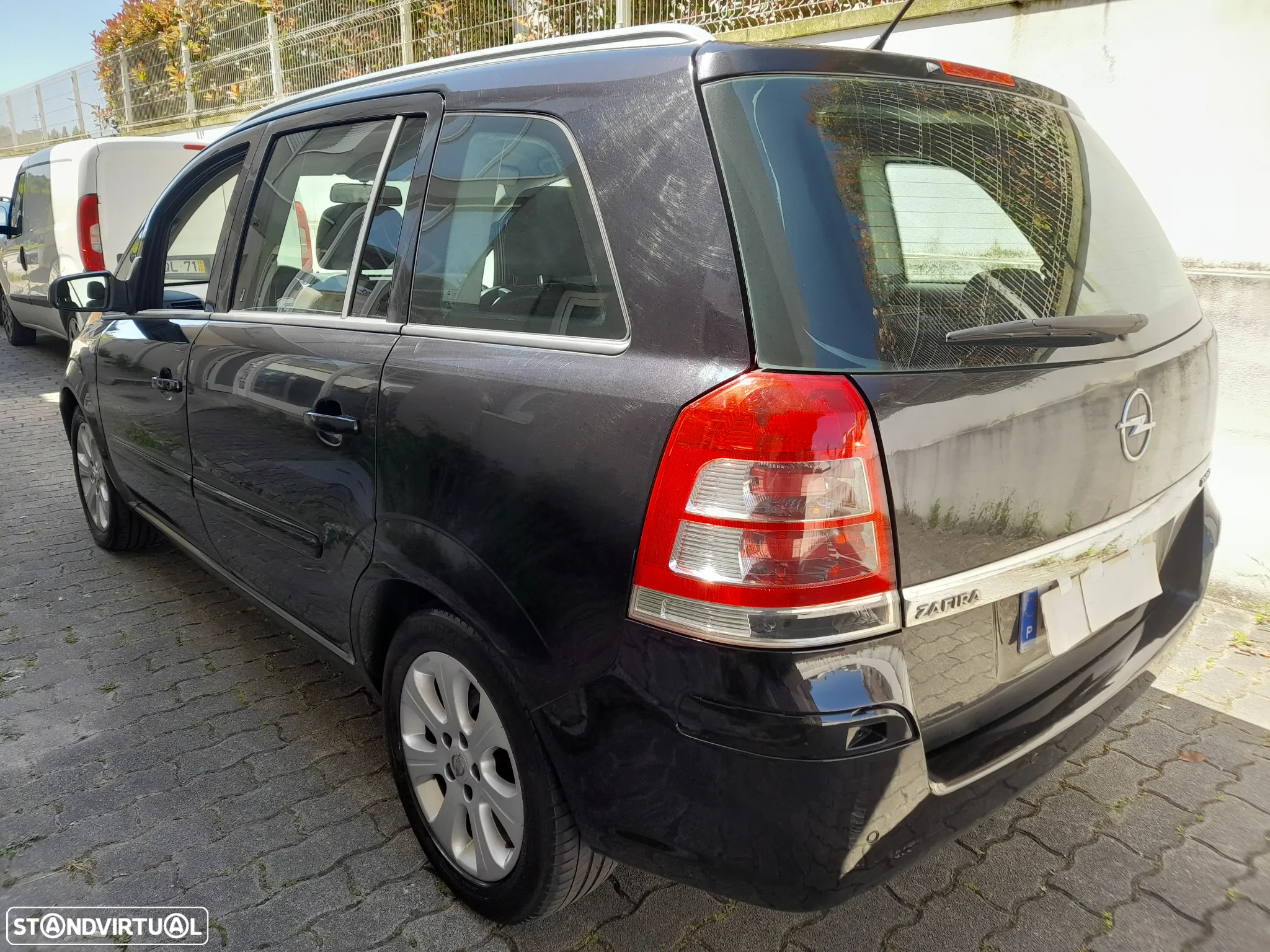 Opel Zafira 1.7 CDTi EcoFLEX - 4