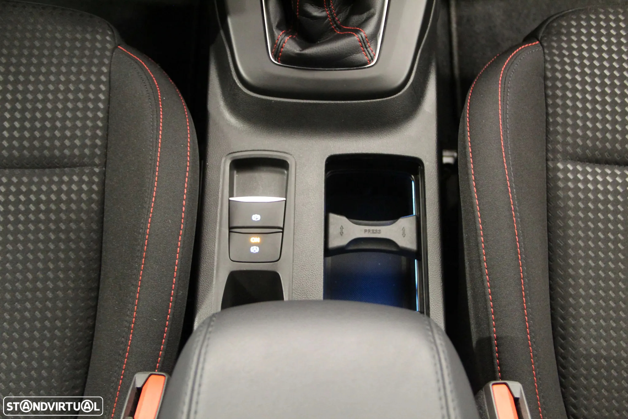 Ford Focus SW 1.0 EcoBoost MHEV ST-Line - 15