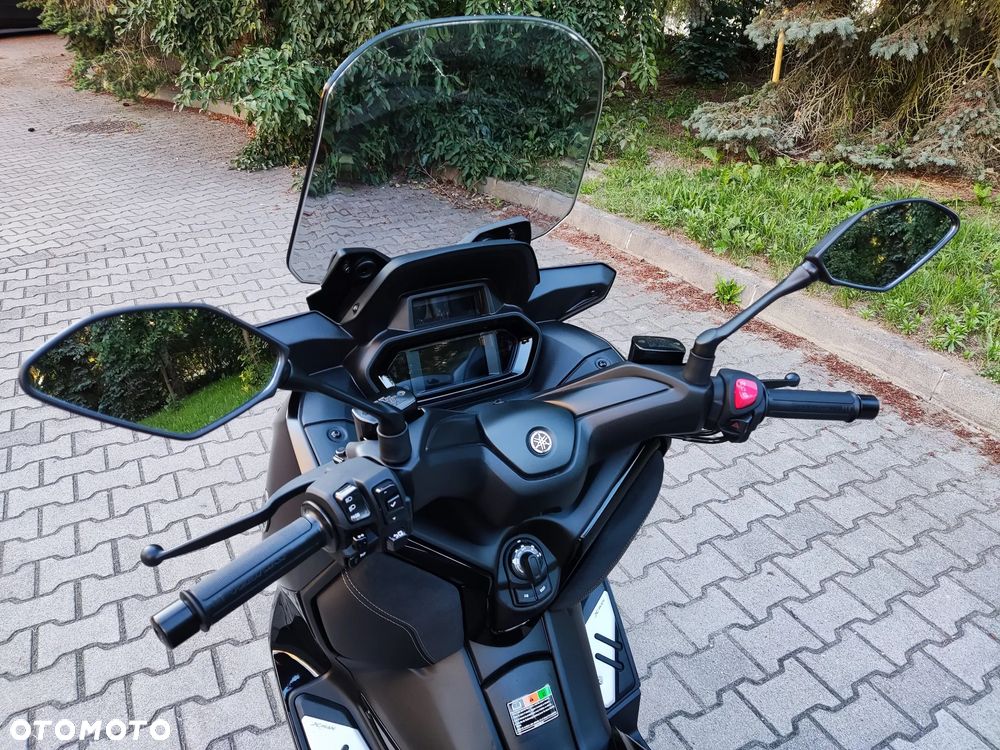 Yamaha X-max - 5