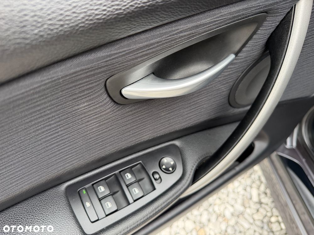 BMW Seria 1 116i - 18