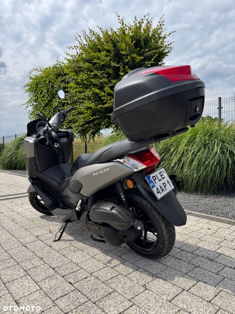 Yamaha NMAX - 8
