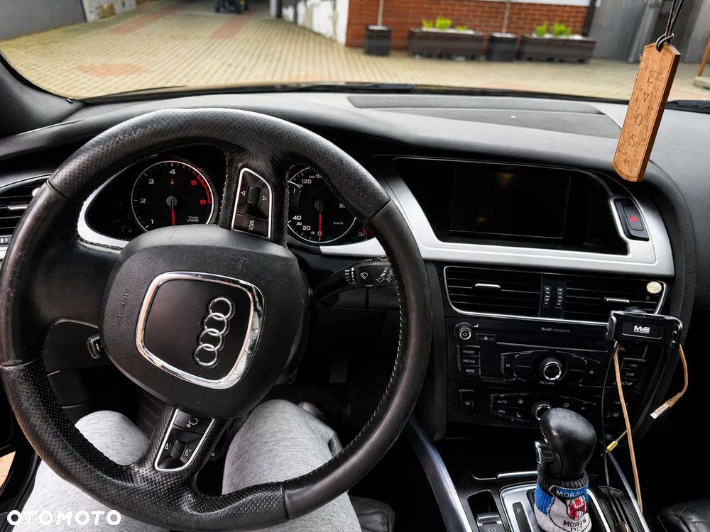 Audi A4 Avant - 5