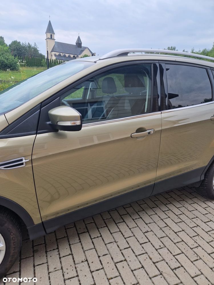 Ford Kuga 2.0 TDCi Titanium - 3