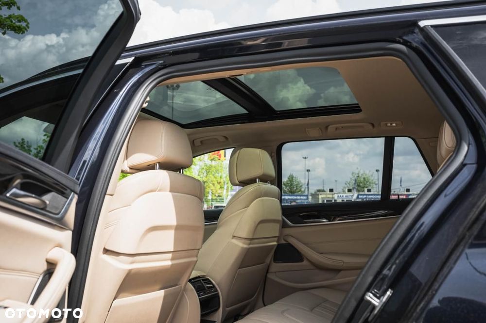 BMW Seria 5 - 25