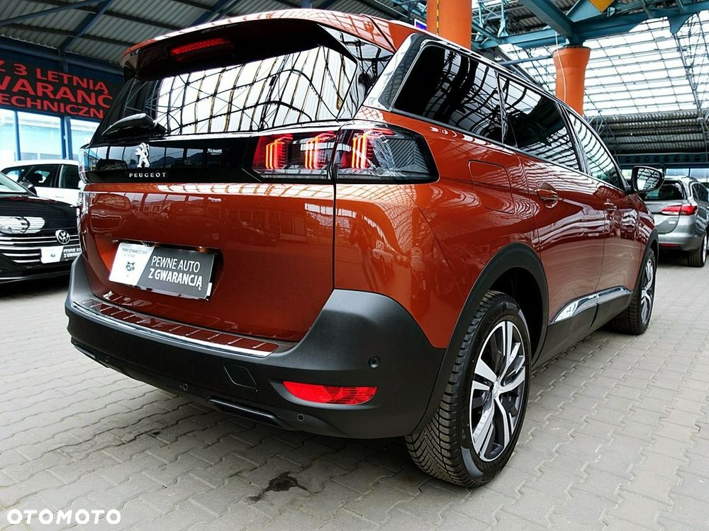 Peugeot 5008 - 11