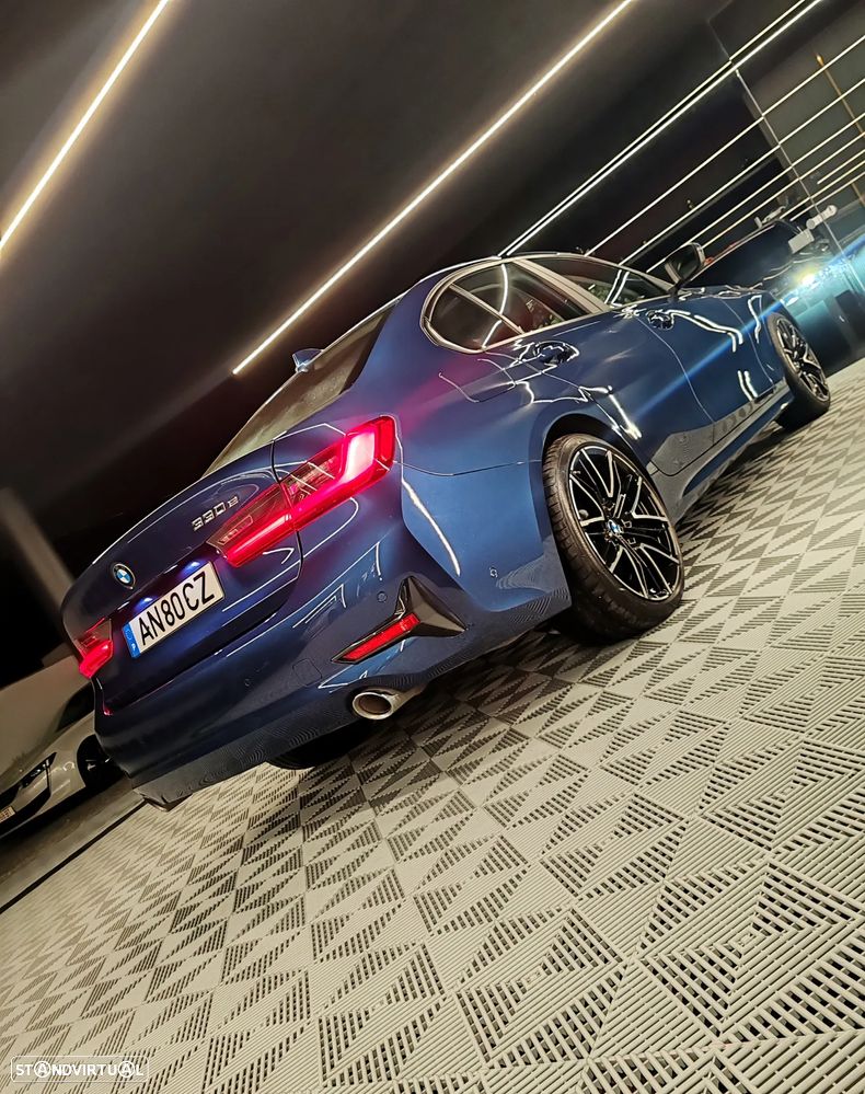 BMW 330 e Aut. Sport Line - 4
