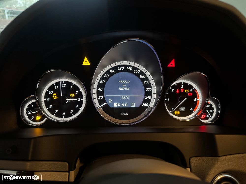 Mercedes-Benz E 350 CDi Avantgarde BlueEfficiency Auto - 2