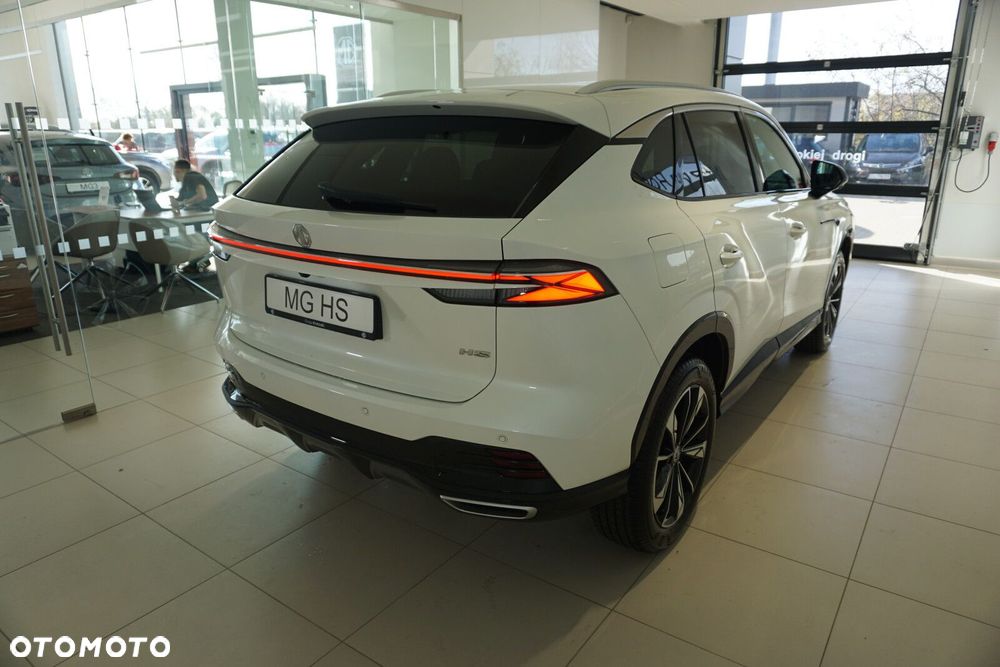 MG HS Hybrid+ - 20