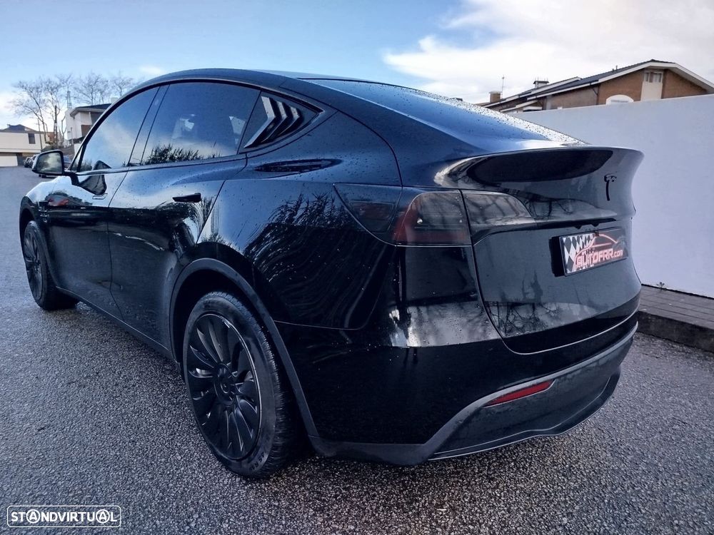 Tesla Model Y Tração Traseira Standard - 51