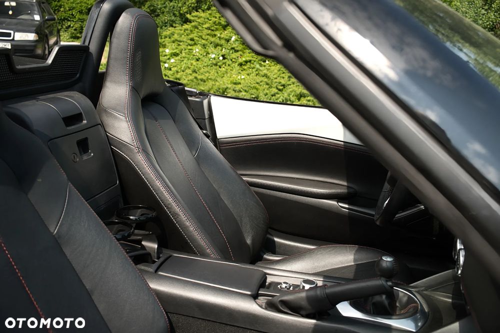 Mazda MX-5 SKYACTIV-G 131 Exclusive-Line - 17