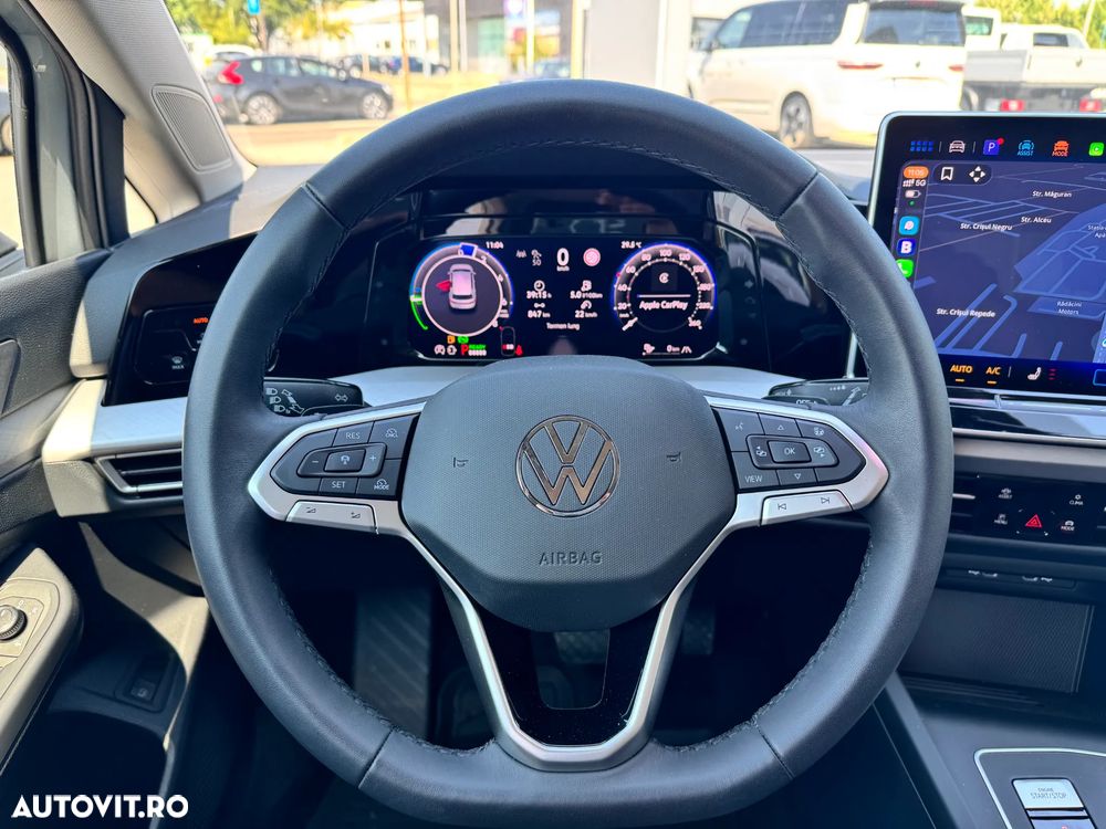 Volkswagen Golf 1.5 eHybrid OPF DSG Life - 8