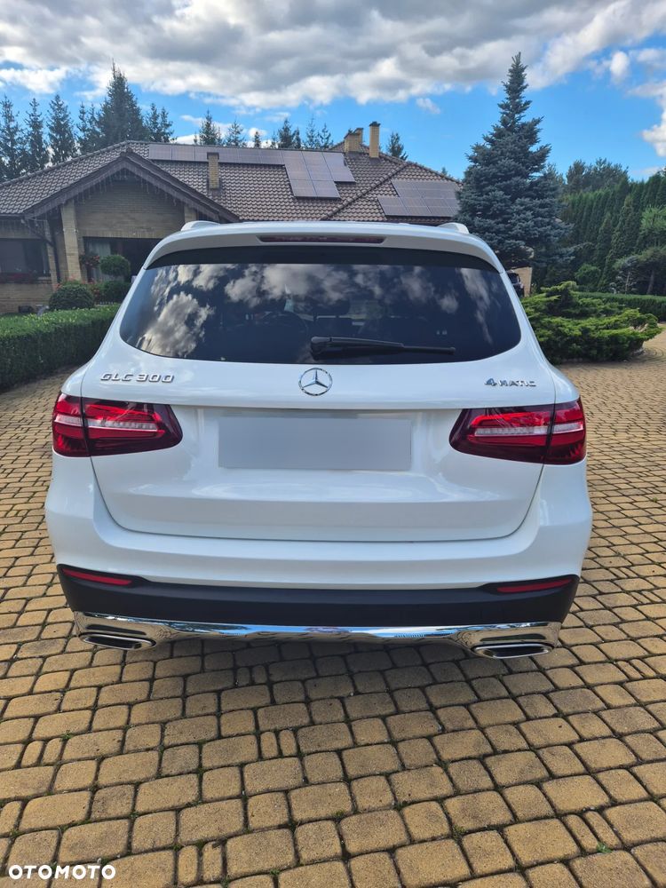 Mercedes-Benz GLC 300 4Matic 9G-TRONIC - 6