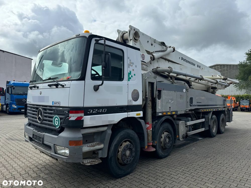 Mercedes-Benz MB ACTROS 3240 8x4 POMPA DO BETONU PUTZMEISTER BSF 42 M - 2