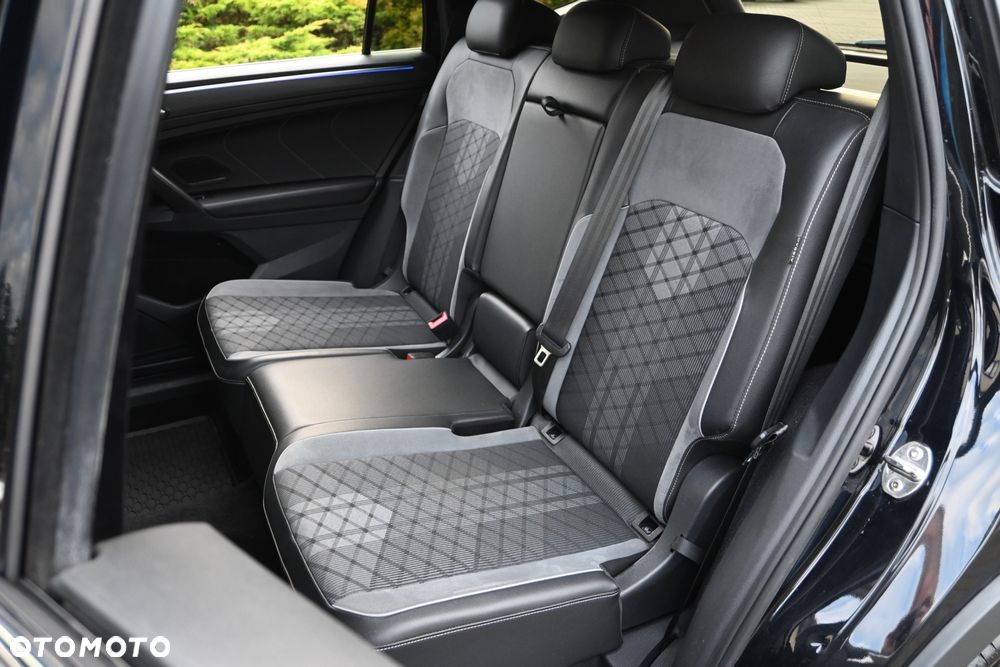 Volkswagen Tiguan 2.0 TDI SCR 4Mot R-Line DSG - 27