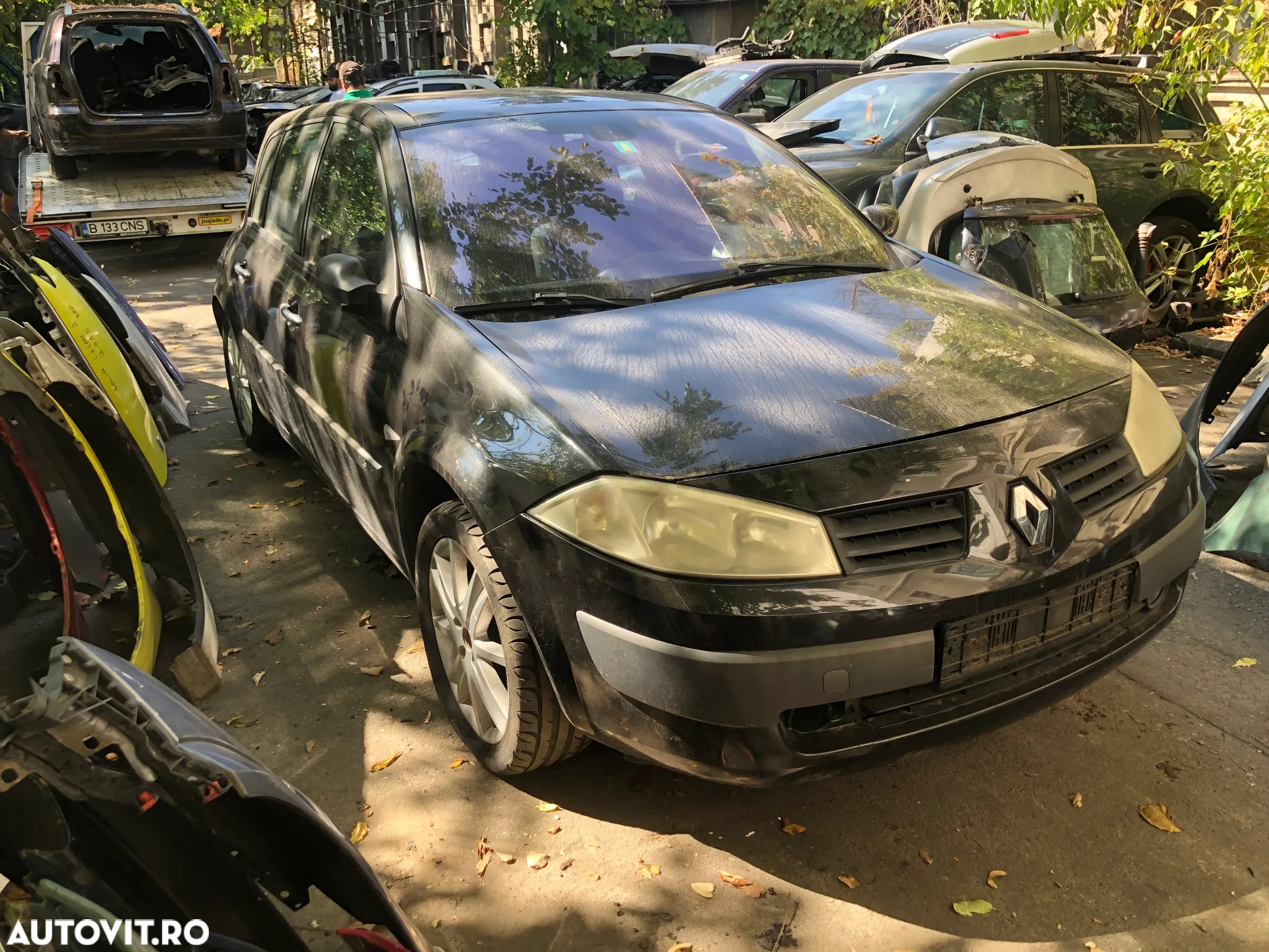 Dezmembrez Renault Megane 2 NFL 2005  1,6 16V negru panoramic - 3