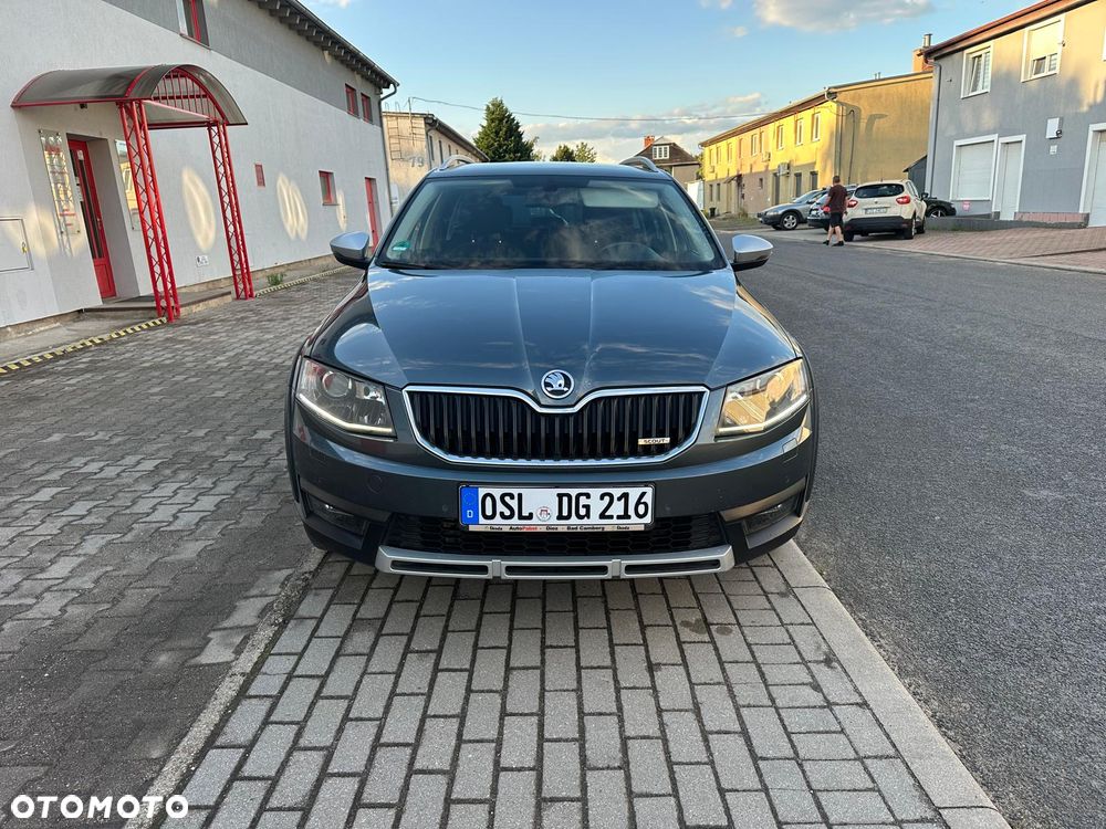 Skoda Octavia Scout 2.0 TDI 4x4 - 4
