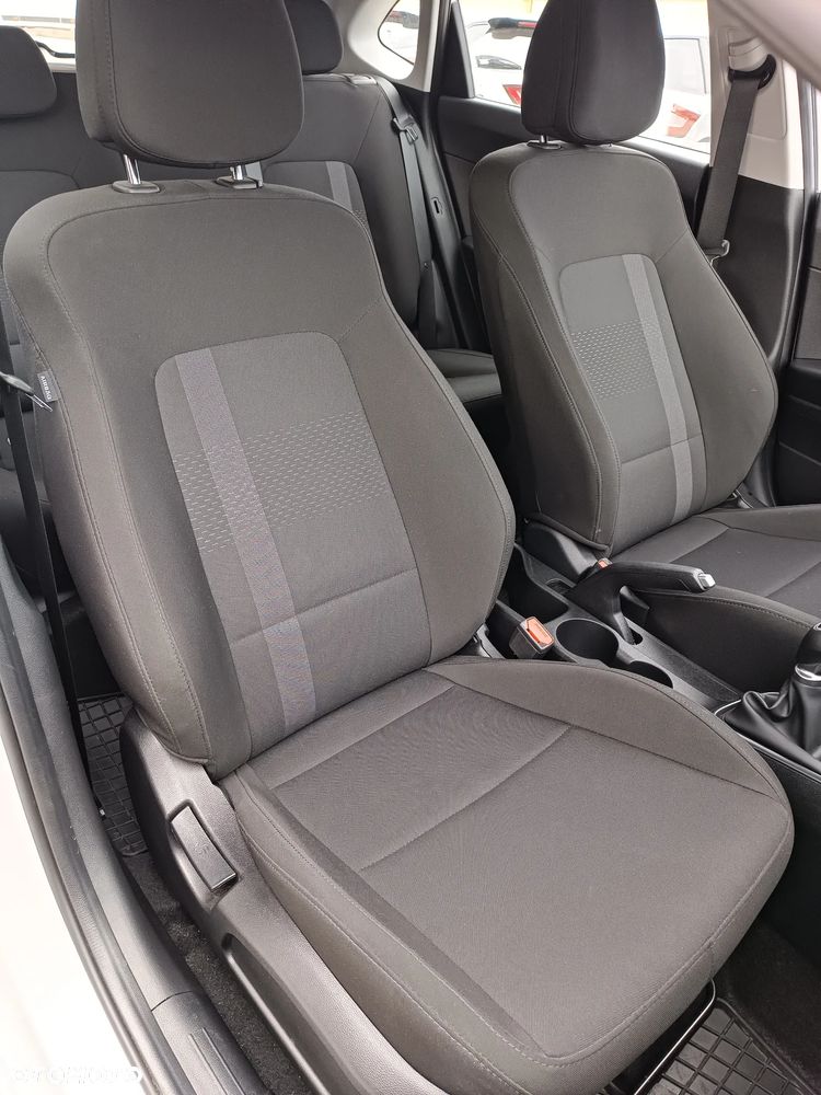 Hyundai i20 - 13