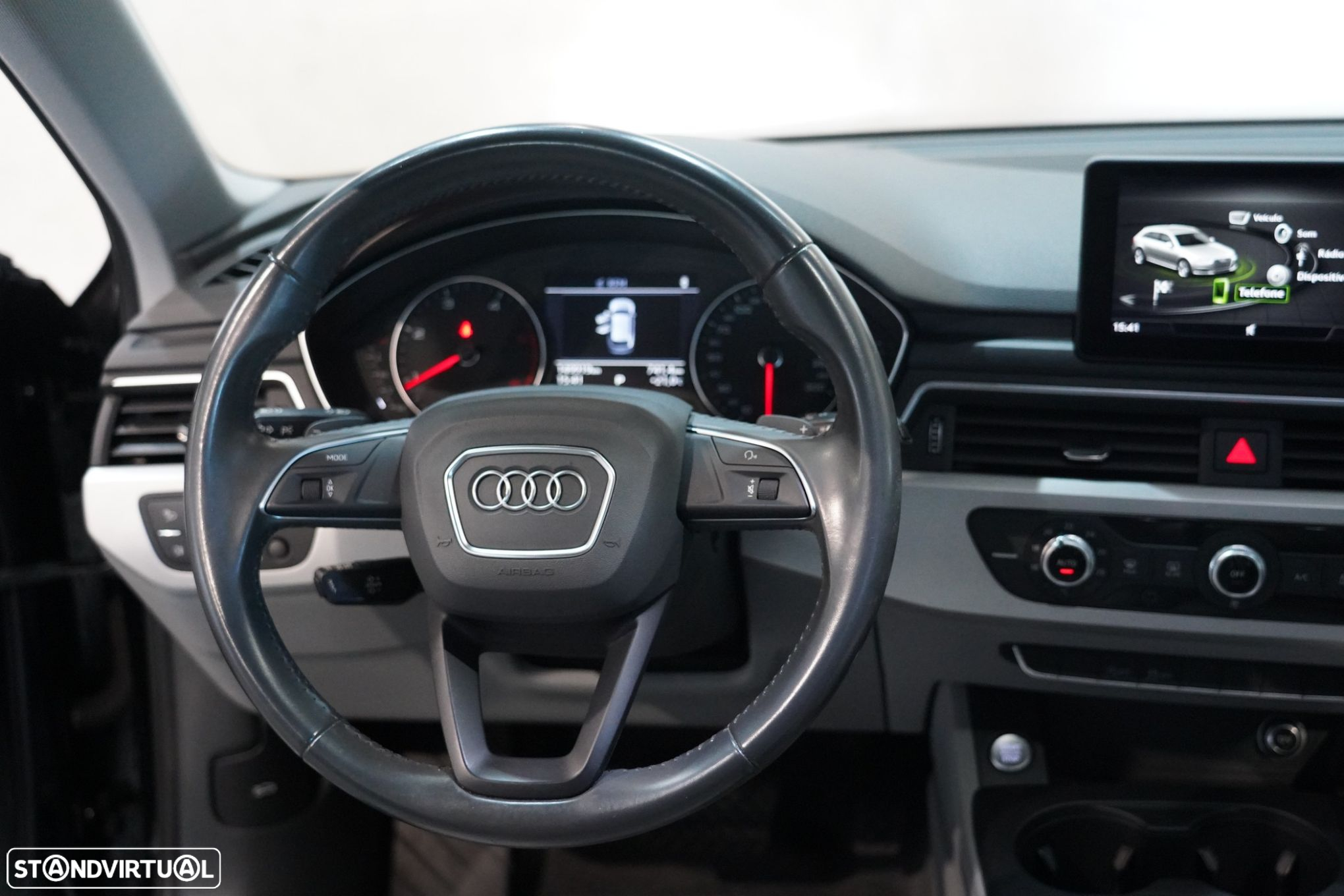 Audi A4 35 TDI S tronic - 27