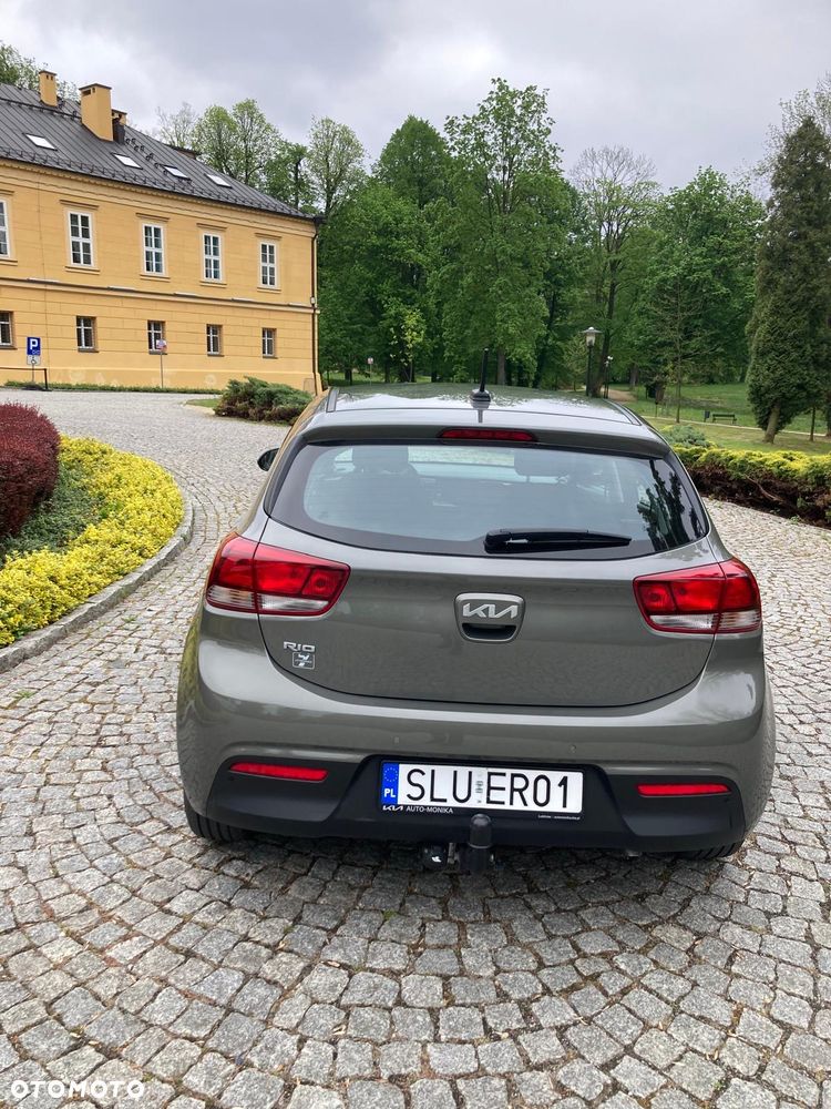 Kia Rio - 3