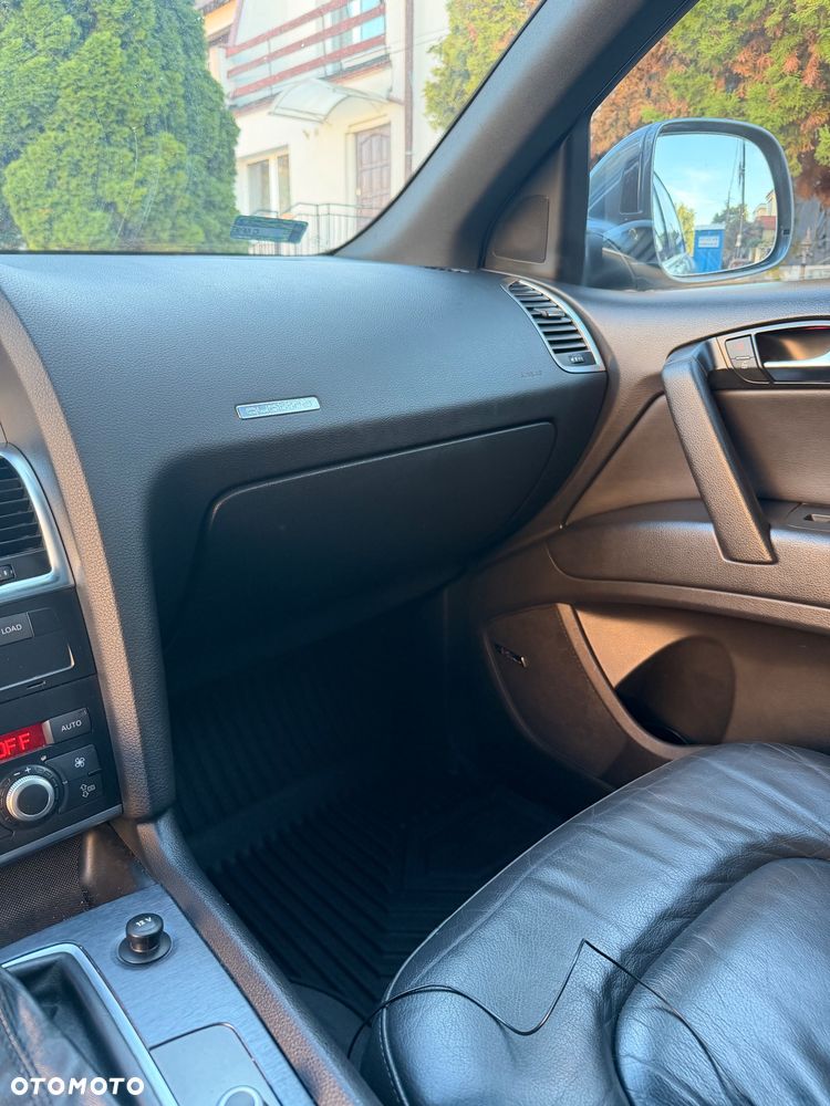 Audi Q7 3.6 FSI Quattro Tiptronic - 30