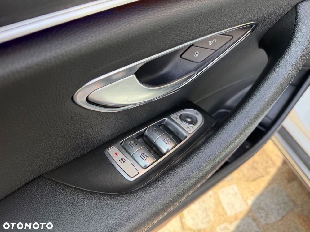Mercedes-Benz Klasa E 220 d 4Matic All-Terrain 9G-TRONIC Exclusive - 23