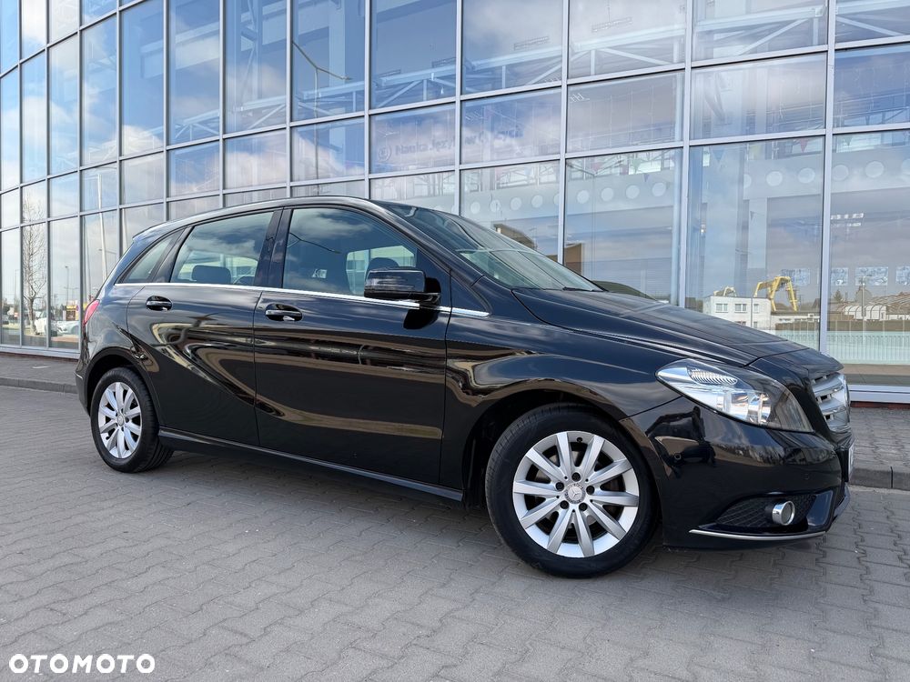 Mercedes-Benz Klasa B 180 d BlueEFFICIENCY Edition - 12