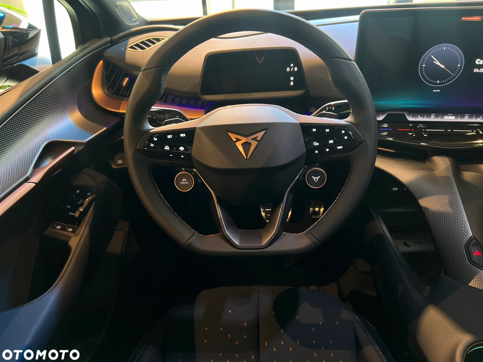 Cupra Tavascan 82kWh 4Drive VZ - 17