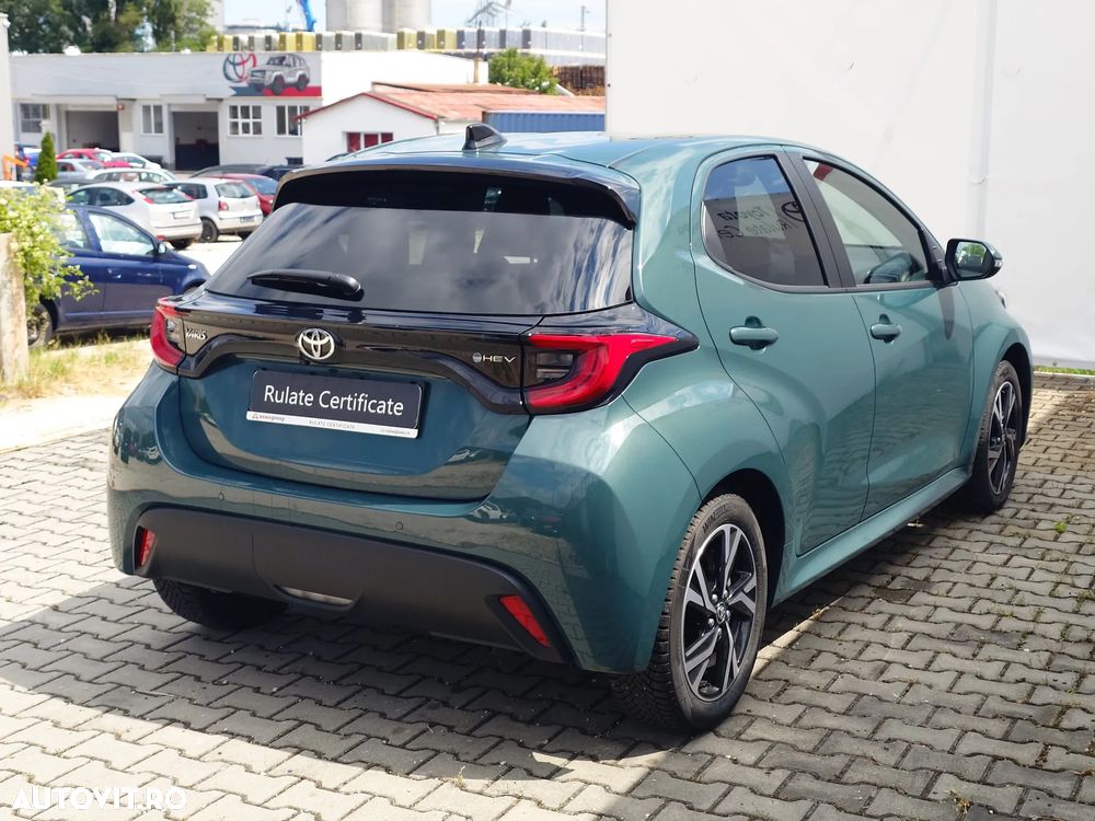 Toyota Yaris 1.5 VVT-i HSD Dynamic Bi-tone - 5