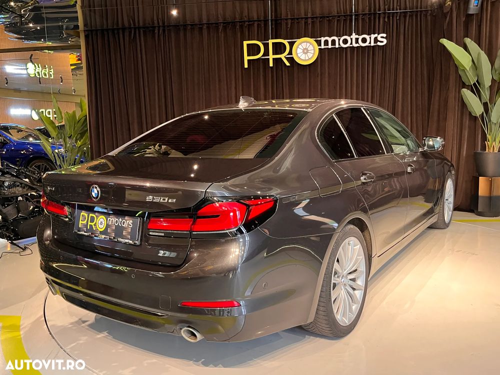 BMW Seria 5 530e xDrive AT PHEV - 6