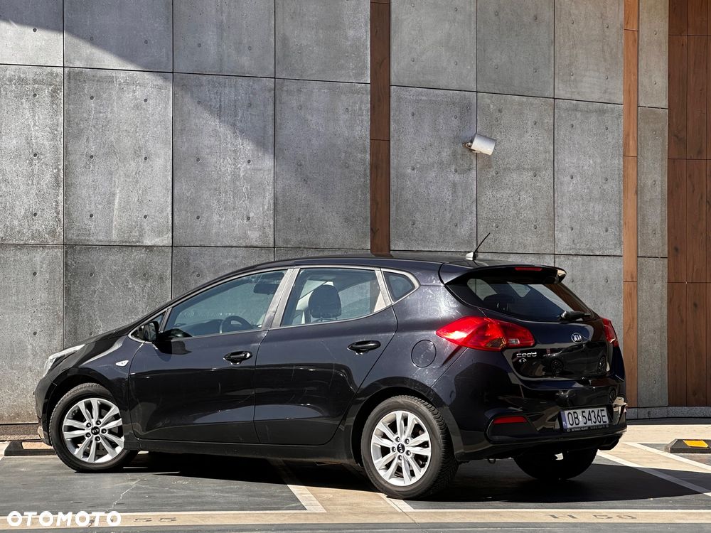 Kia Ceed 1.4 L - 3