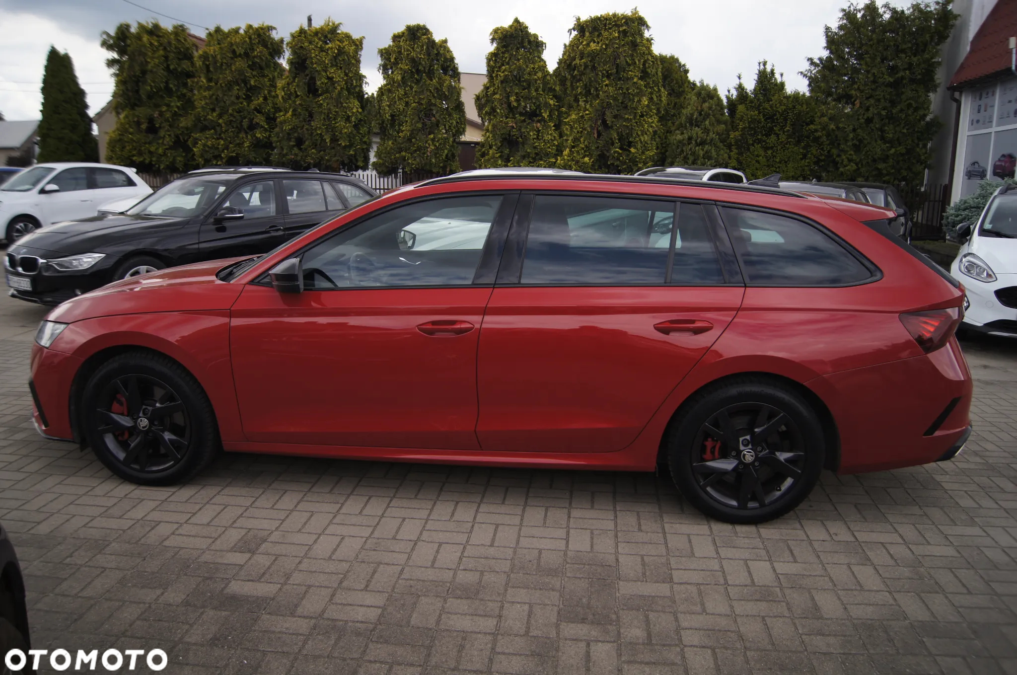 Skoda Octavia Combi 2.0 TSI DSG RS - 35