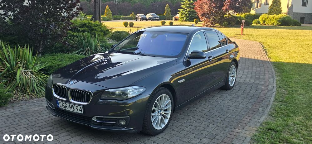 BMW Seria 5 520d xDrive Sport - 16