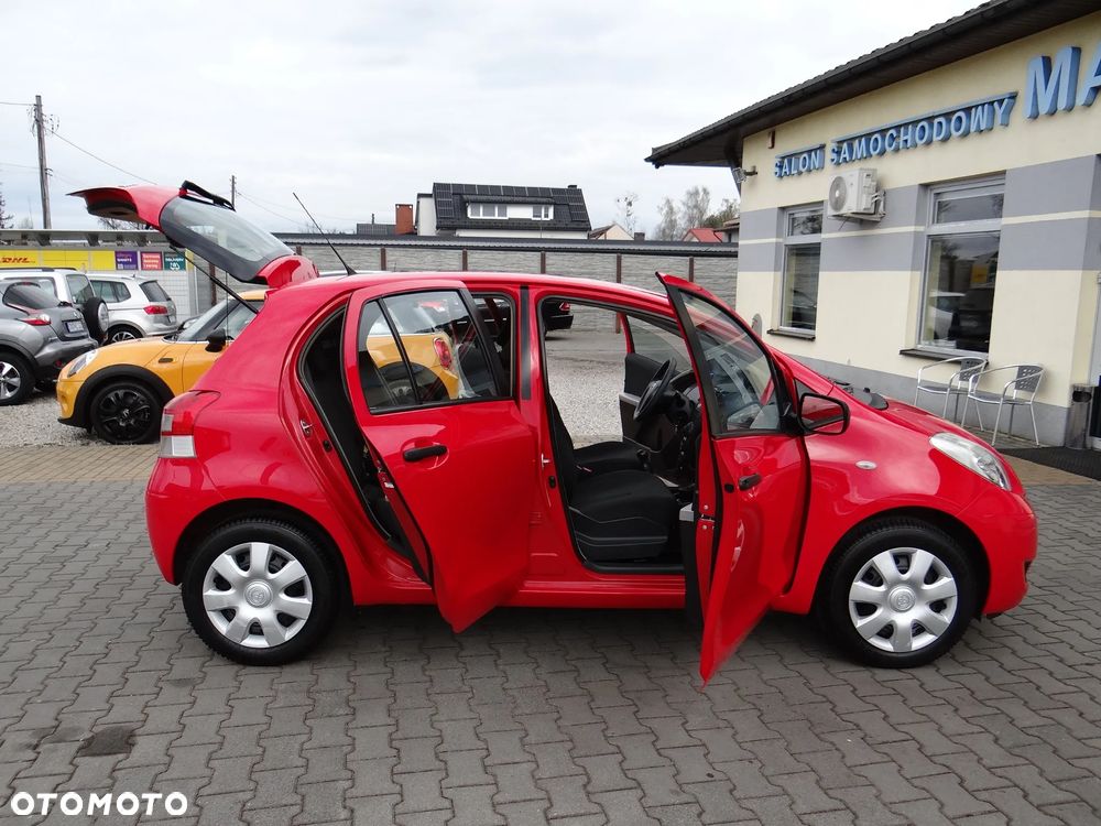 Toyota Yaris 1.0 Terra EU5 - 16