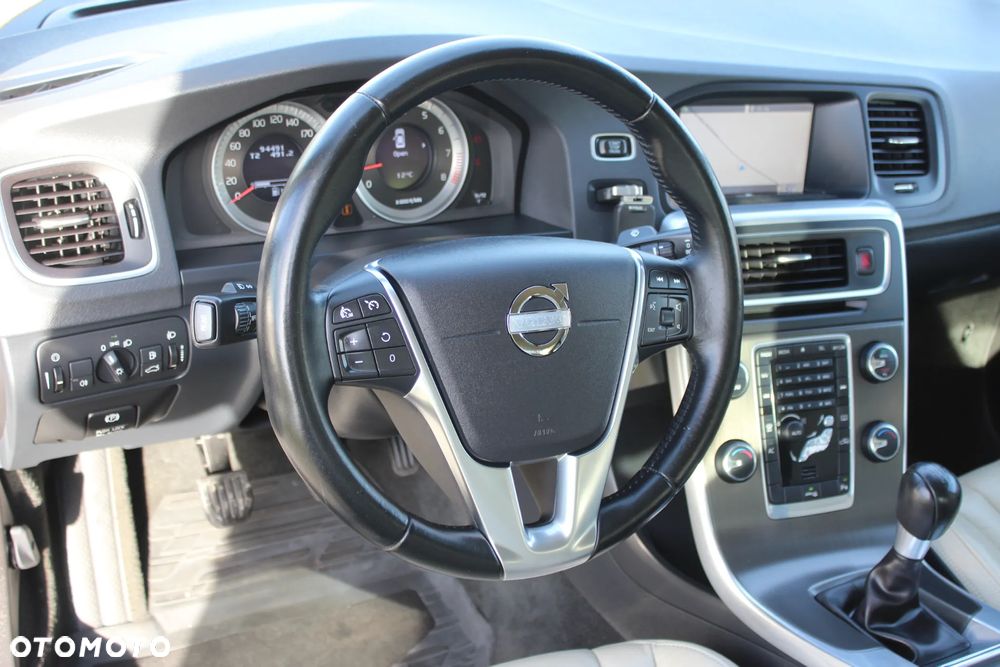 Volvo S60 ver-summum - 13