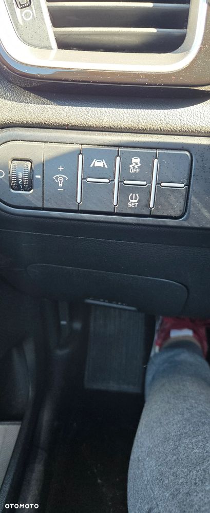 Kia XCeed 1.0 T-GDI L Business Line - 16