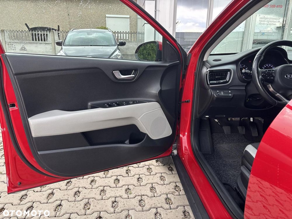 Kia Stonic 1.4 L - 10