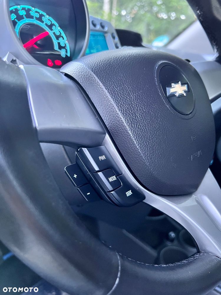 Chevrolet Spark - 23