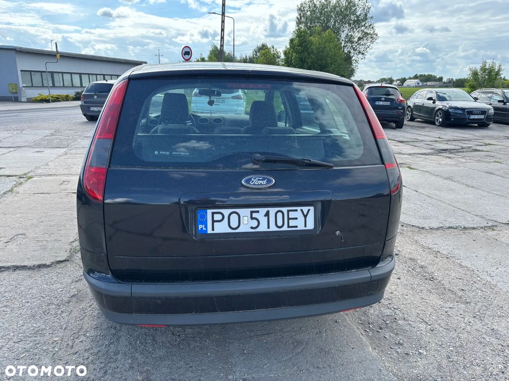 Ford Focus 1.6 Ambiente - 2