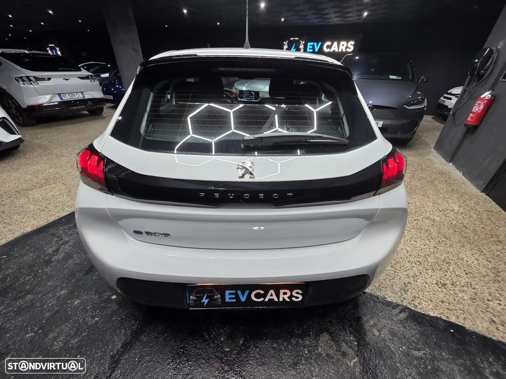 Peugeot e-208 Active Pack - 35