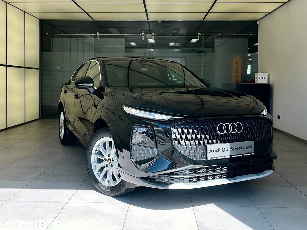 Audi Q3 Sportback 35 TFSI S tronic S line - 2