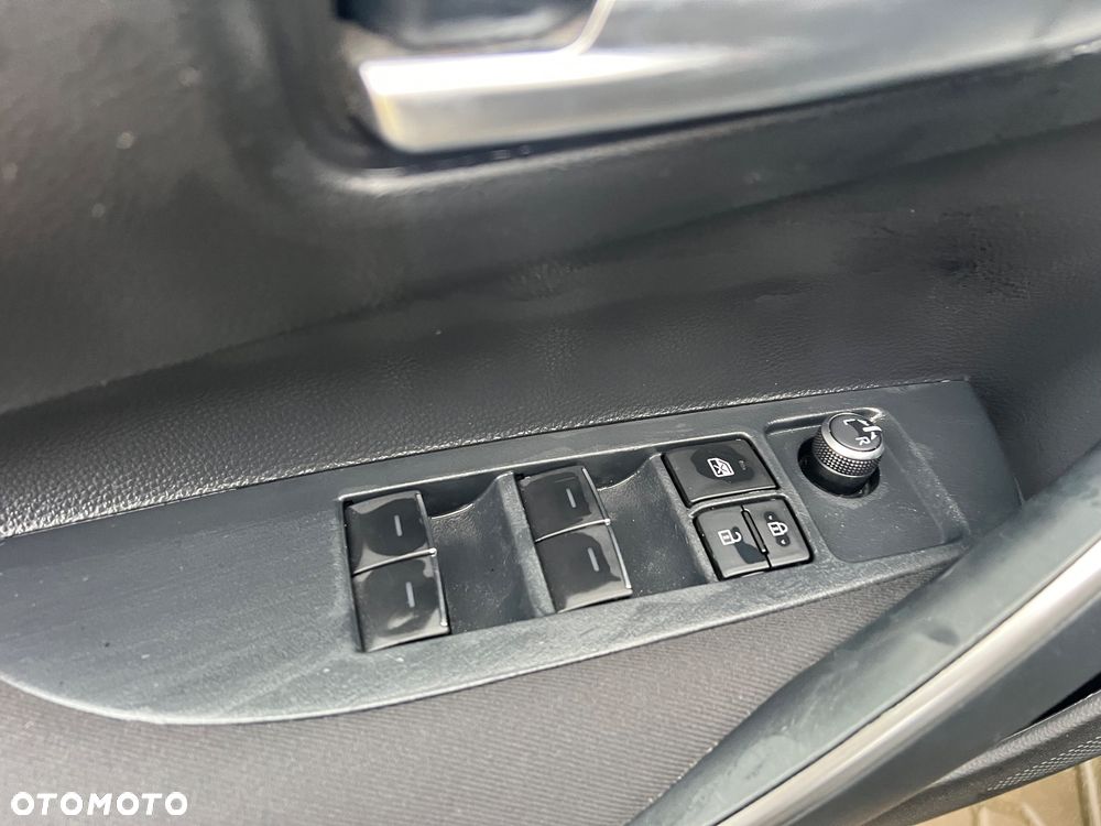 Toyota Corolla 1.8 Hybrid Comfort - 12