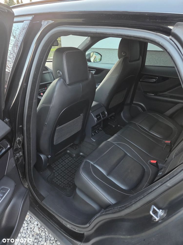 Jaguar F-Pace 30d AWD R-Sport - 13