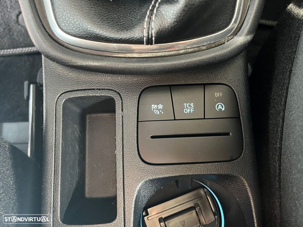 Ford Puma 1.0 EcoBoost Hybrid TITANIUM - 29