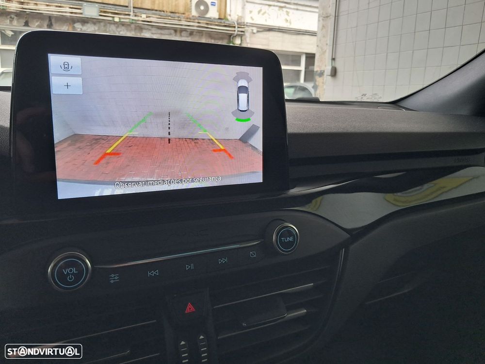 Ford Focus 1.0 SCTi ST-Line - 8