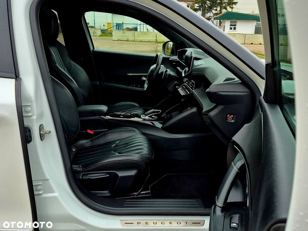Peugeot 2008 1.5 BlueHDi GT S&S EAT8 - 12