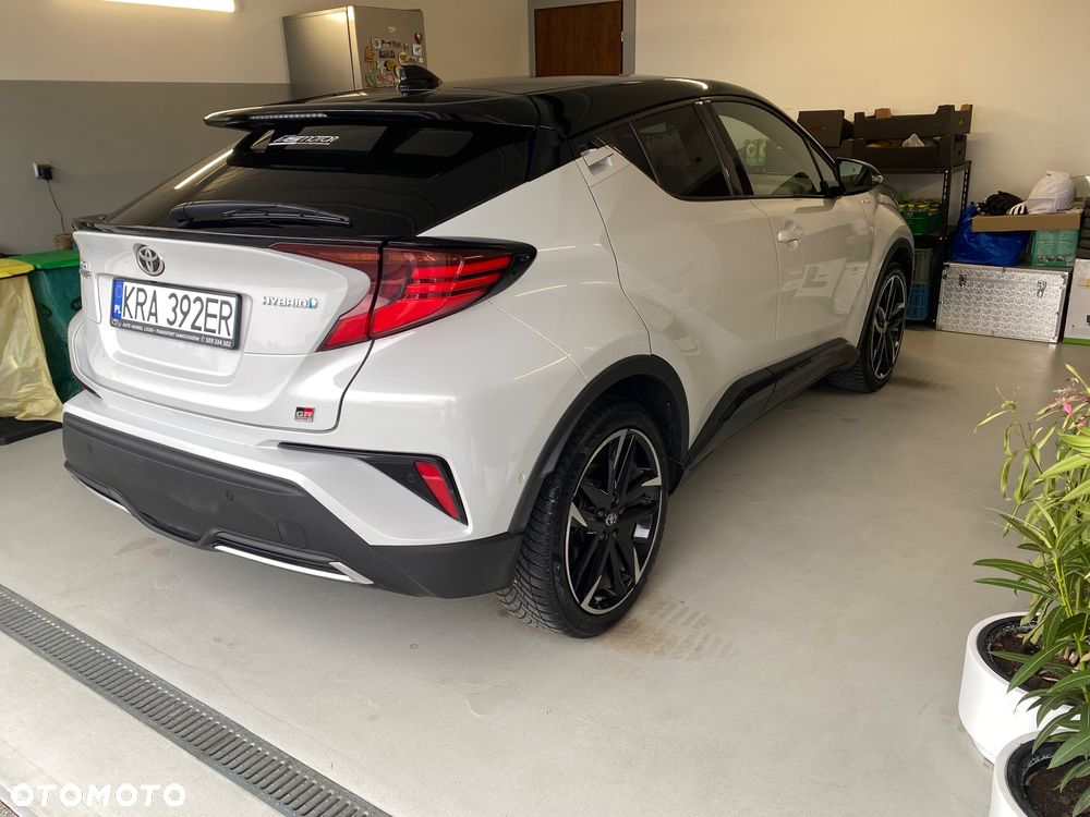 Toyota C-HR - 11